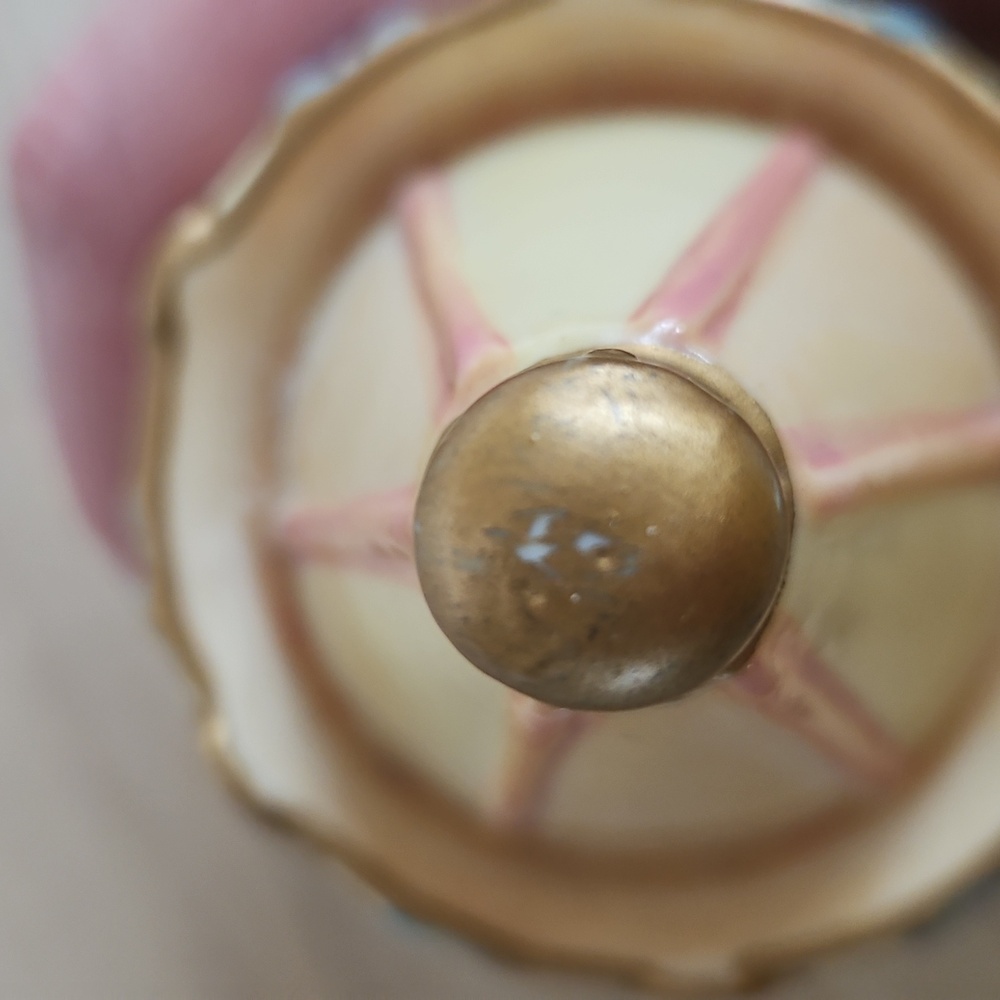 Small Carousel Ceramic Box - Picture 8 of 10